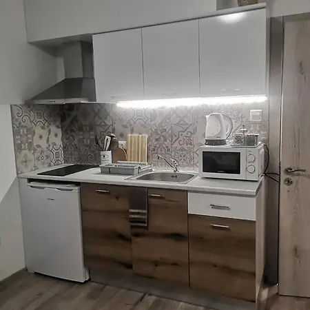 Breezy 5 Apartament